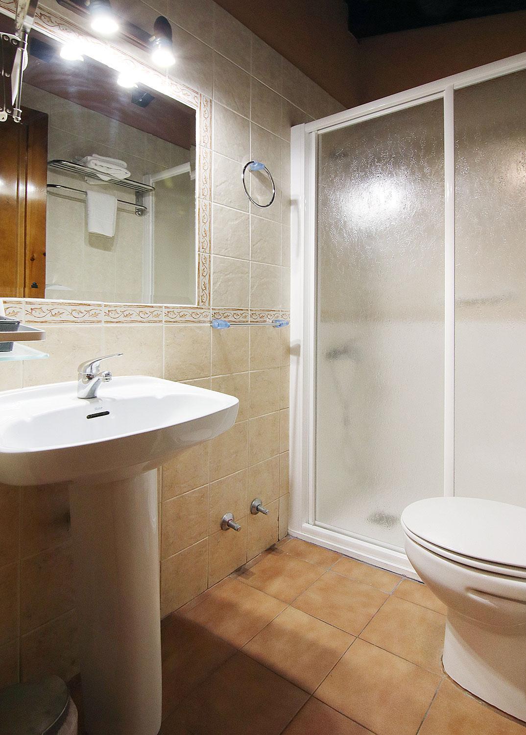 Apartamentos Turisticos Los Abuelos Montemayor de Pililla Zewnętrze zdjęcie