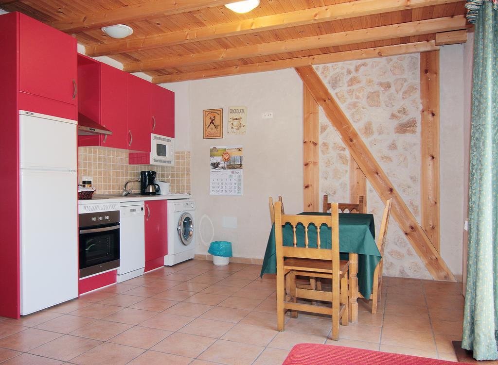 Apartamentos Turisticos Los Abuelos Montemayor de Pililla Zewnętrze zdjęcie